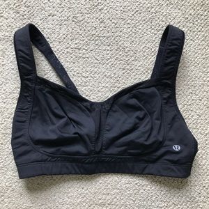 Lily lemon Sports Bra